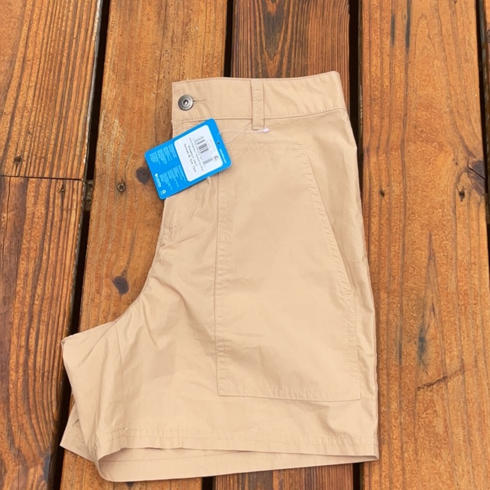 NWT Women’s Columbia Holly Hideaway Tan Shorts Regular Fit Size 6 - Picture 4 of 9